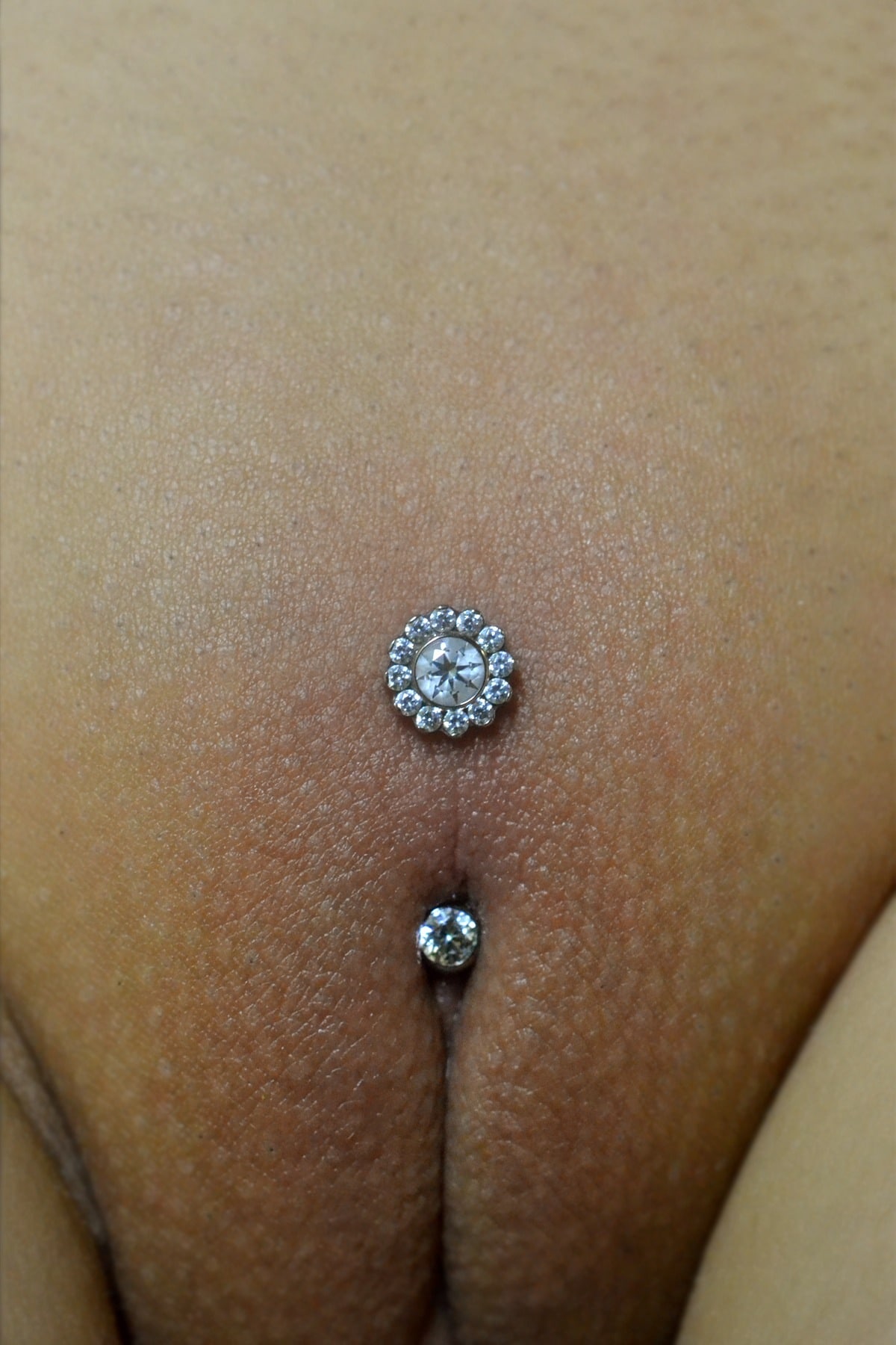 Vagina Zipper Piercing